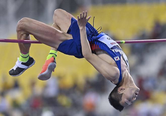 명실상부 세계 최고의 높이뛰기 선수로 우뚝 선 ‘스마일 점퍼’ 우상혁. 사진=AP PHOTO