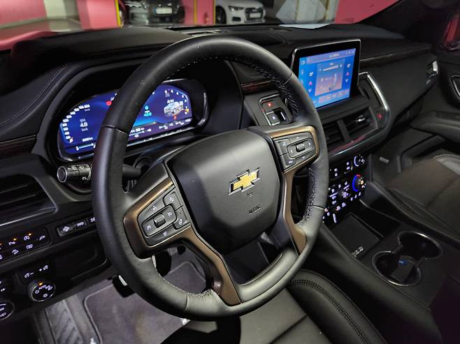 쉐보레 타호의 실내 디자인. [원호연 기자]