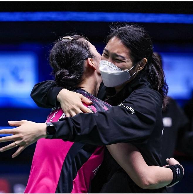 ▲ 성지현 대표팀 단식 코치(오른쪽) ⓒBWF 인스타그램 캡처