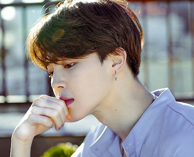 '2주 연속 인기' 방탄소년단 지민 'With You' 가온차트 6부문 연속 차트인..벨소리·BGM도 BTS OST '최고 데뷔'