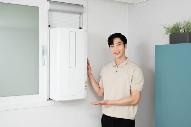 삼성전자 2022년형 창문형 에어컨 '윈도우핏'(사진=삼성전자)