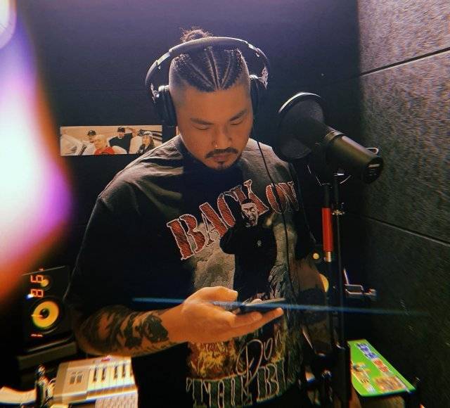 래퍼 던밀스. 인스타그램 갈무리