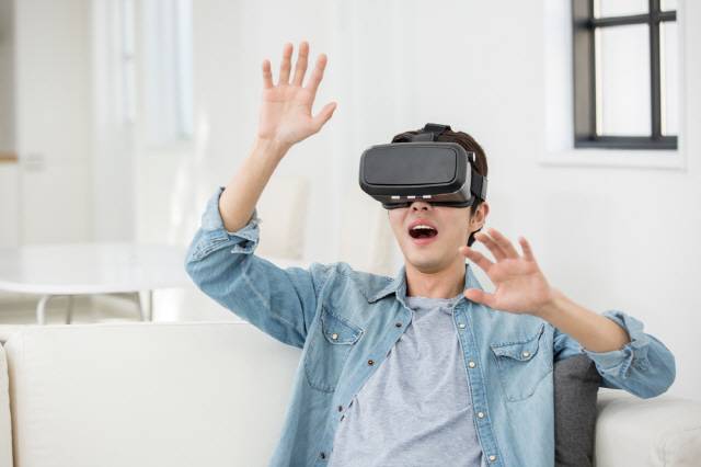 가상 현실 치료가 분노 관리 치료에 도움이 된다는 연구 결과가 나왔다./사진=클립아트코리아