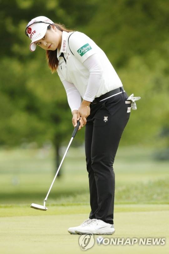 최종 라운드 1번 홀 최혜진의 퍼트[게티이미지/AFP=연합뉴스]