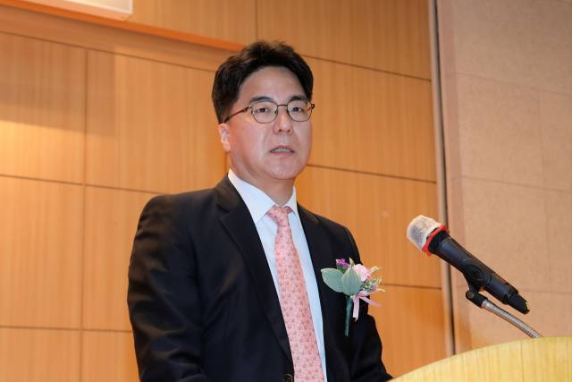 윤태식 신임 관세청장이 16일 정부대전청사에 열린 취임식에서 취임사를 하고 있다. 연합뉴스