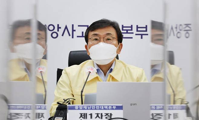 권덕철 중앙재난안전대책본부 1차장(보건복지부 장관). (사진=연합뉴스)