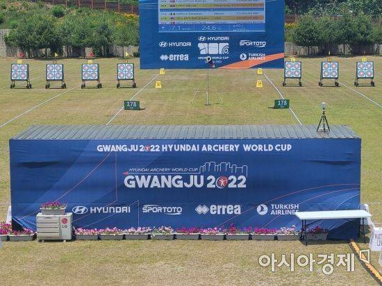 2022 광주 양궁 월드컵대회가 17일 남여 컴파운드 예선 경기를 시작으로 오는 22일까지 엿새간 개최된다.