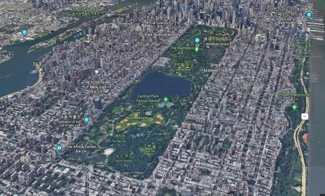 세계 최대 도시 뉴욕의 허파 역할을 하는 센트럴파크. 구글어스 캡쳐