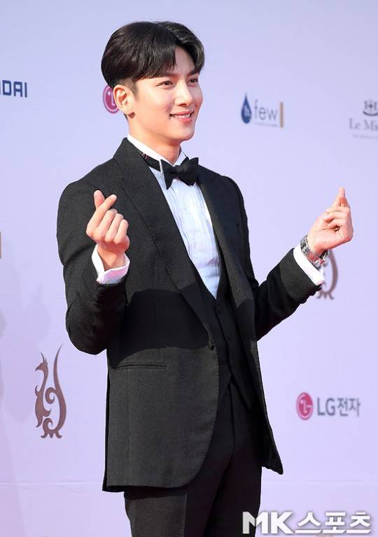 지창욱 <불후의 명곡> 출연 사진=DB