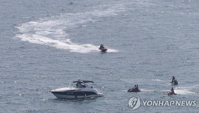 해양레저 [연합뉴스 자료사진]