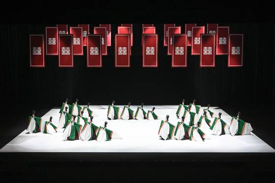 서울시무용단 〈일무〉 (사진=세종문화회관)