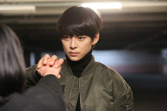 SBS '골때녀'를 통해 축구 선수로 활약하고 있는 배우 정혜인이 18일 서울 광진구 롯데시네마에서 열린 영화 '히든'의 언론배급시사회 및 기자간담회에 참석해 '히든'에 대한 이야기를 전하며 특유의 '축구 사랑'을 어필했다. /더크레이트컴퍼니 제공