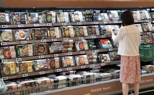 다수의 밀키트 제품에서 나트륨, 포화지방이 초과 검출됐다./조선일보 DB