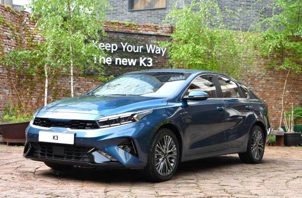 지난해 4월 출시된 기아 부분변경 모델. 사진=기아