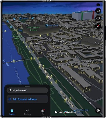 Petal Maps brings the navigation experience to life with the all-new HUAWEI Mate Xs 2