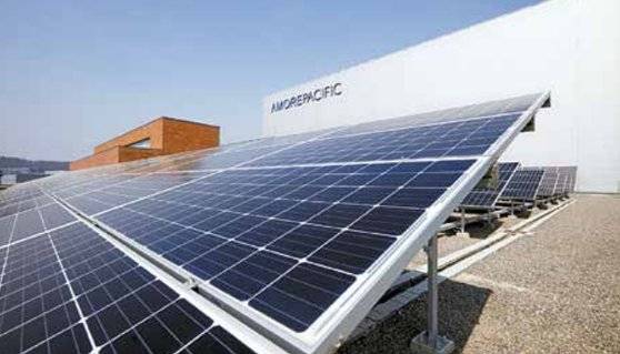 아모레퍼시픽의 오산 뷰티파크 태양광 패널. 사진=아모레퍼시픽