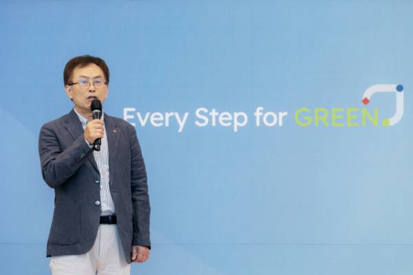 Kim Gyo-hyun, CEO and vice chairperson of Lotte Chemical. [Source: Lotte Chemical Co.]