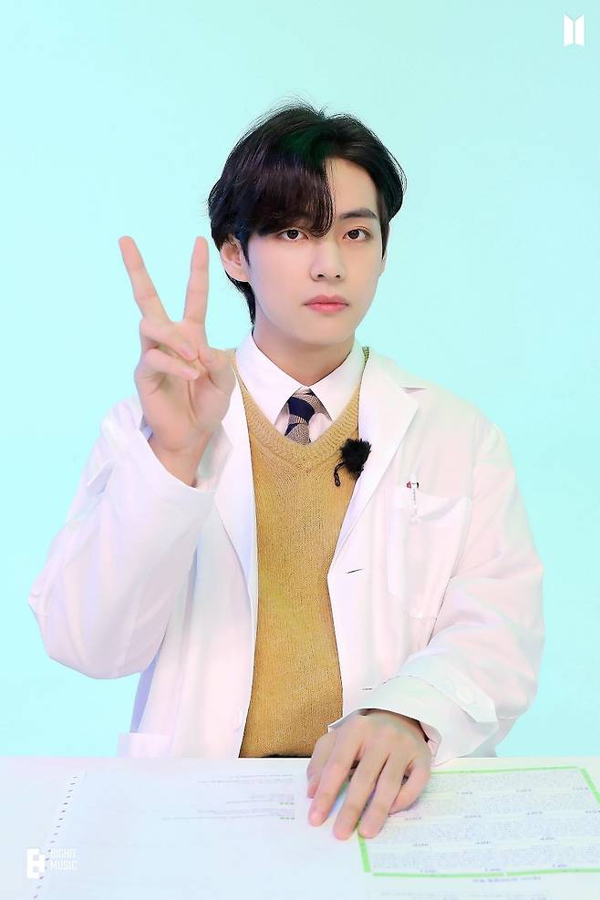 헤어날 수 없는 몰입감..방탄소년단 뷔, 빠.져.든.다♡