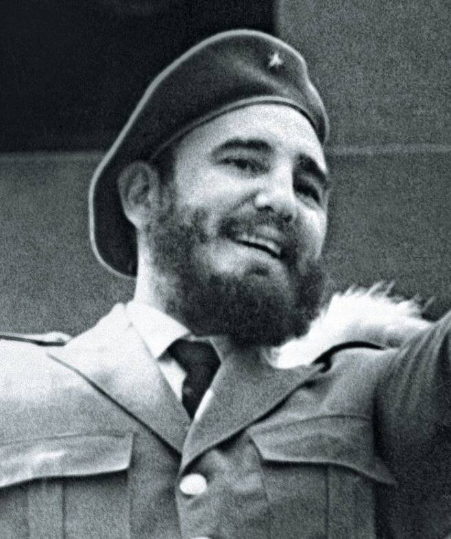 미사일 사태 직후의 카스트로 - 쿠바에 공산 정권을 세운 피델 카스트로는 미국과 맞서며 소련의 도움을 받았다. 그는 쿠바 미사일 사태 이후인 1963년에도 소련을 방문해 주요 도시에서 연설했다. /AFP 연합뉴스