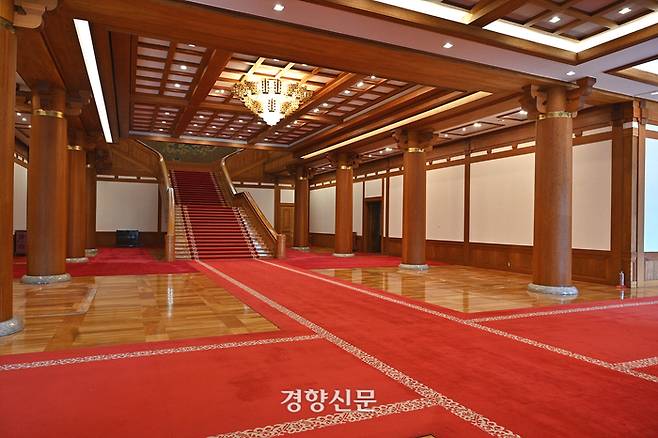 청와대 본관 내부. 문화재청 제공