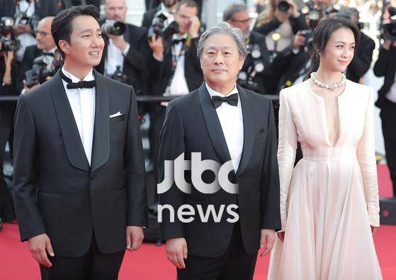 박찬욱 박해일 탕웨이 이정재