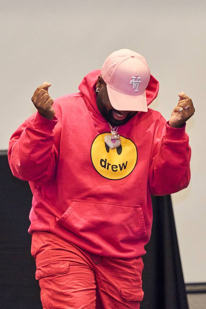 [서울=뉴시스] 핑크스웨츠. 2022.05.25. (사진 = 워너뮤직 코리아 제공) photo@newsis.com *재판매 및 DB 금지