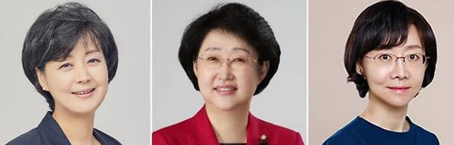 윤석열 대통령은 26일 사회부총리 겸 교육부 장관 후보자에 박순애 서울대 행정대학원 교수(왼쪽부터)를, 보건복지부 후보자에 김승희 전 의원, 식품의약품안전처장에  오유경 서울대 약학대학장을  각각 지명했다.(사진=대통령실 제공)