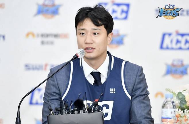 KCC맨이 된 허웅. 전주 KCC 이지스