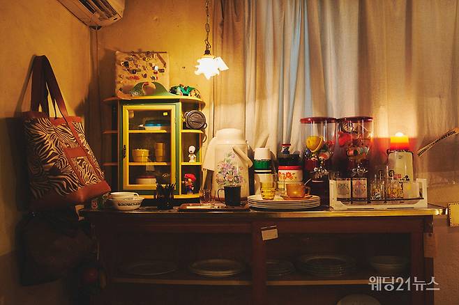 불필요상점. 사진제공 : 와릿이즌(What it isNt)