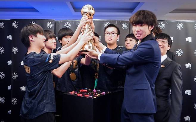 MSI 우승을 차지한 RNG(자료 출처-라이엇)