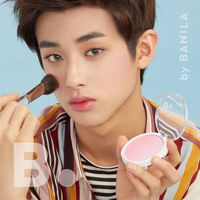 화장하는 남자가 늘고 있다. 바닐라코