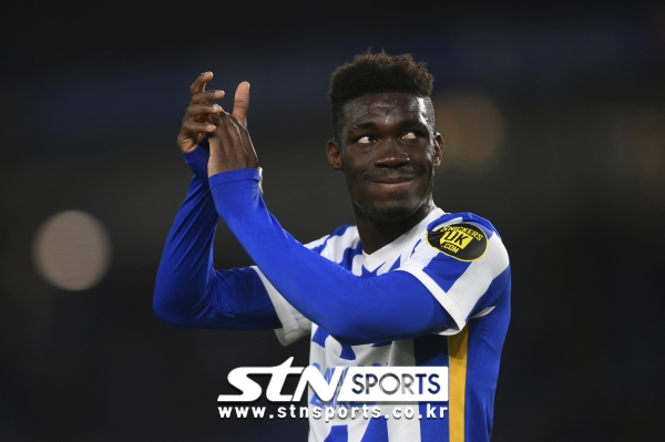 브라이튼 호브 알비온 미드필더 이브 비수마. 사진｜뉴시스/AP