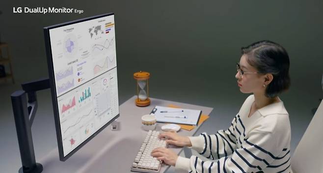 LG 듀얼업 모니터 [LG전자 공식영상 캡처]