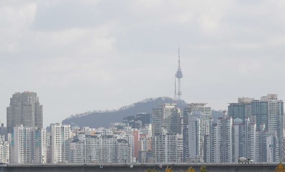 정부가 21일 아파트 분양가 개편안을 발표하는 가운데 우려의 목소리도 나오고 있다. /사진=뉴스1