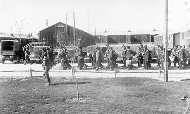 1942년부터 1945년까지 미국에는 40만명이 넘는 독일, 이탈리아, 일본군 포로가 수용되어 있었다.