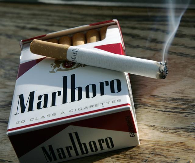 미국 알트리아 자회사인 필립모리스가 생산하는 담배 말보로. AP 연합뉴스 자료사진