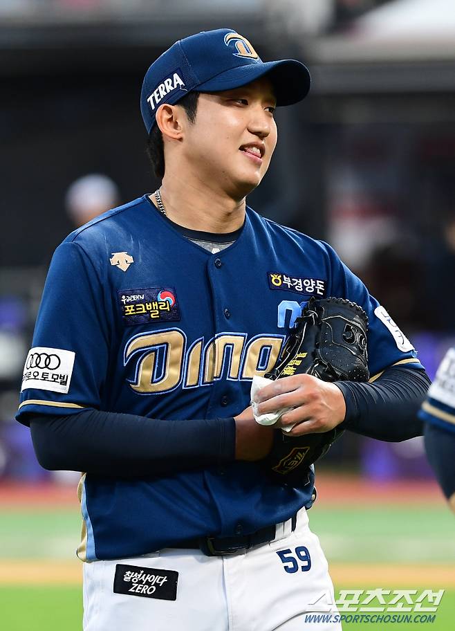 2022 KBO리그 NC다이노스와 kt위즈의 경기가 22일 수원KT위즈 파크에서 열렸다. NC 선발 구창모가 6이닝 무실점 피칭을 마치고 환호하고 있다.  수원=최문영 기자 deer@sportschosun.com/2022.06.22/