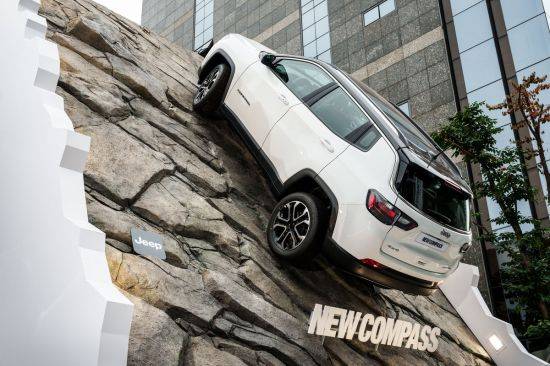 지프 신형 컴패스＜사진제공:스텔란티스코리아＞