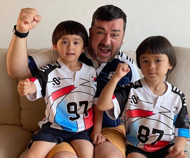 샘 해밍턴과 윌리엄 벤틀리 형제가 대중에게 큰 사랑을 받고 있다. 샘 해밍턴 SNS