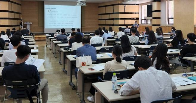 경기도는 여름철을 맞아 도내 건설공사장 사고사망자 감축을 위해 지난 21~22일 양일간 도내 31개 시군 건설안전 담당 공무원 150명을 대상으로 ‘건설안전 담당자 역량 강화 교육’을 진행했다. / 사진제공=경기북부청