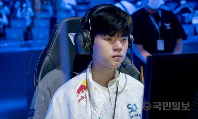 ‘데프트’ 김혁규