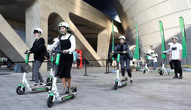 미국 공유 킥보드 업체 라임(Lime)이 이달 30일부터 한국에서 서비스를 중단한다. [라임코리아]