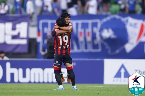 25일 수원종합운동장에서 펼쳐진 수원 삼성과의 경기에서 득점을 터트린 이승우(수원FC). 사진｜한국프로축구연맹