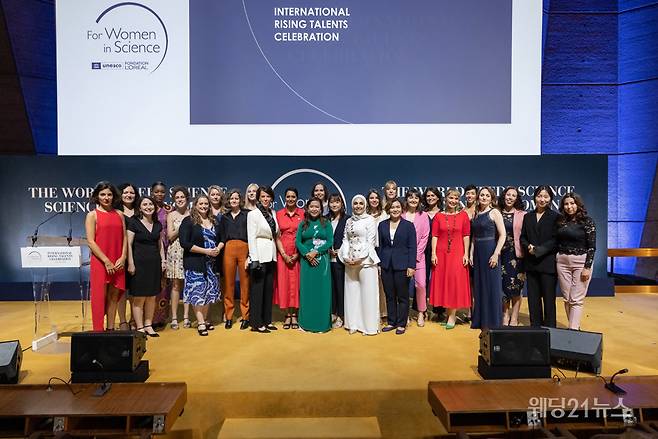 '2022 로레알-유네스코 세계여성과학자상' 인터내셔널 라이징 탤런트에 한국과학기술원 최소영 연구조교수 수상_단체사진