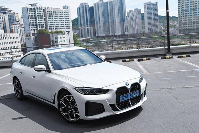 BMW i4 eDrive 40 시승기