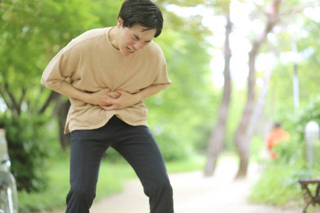 식중독 예방법으로 음식 보관과 위생 유념, 익혀 먹기의 방법이 있다./사진=클립아트코리아