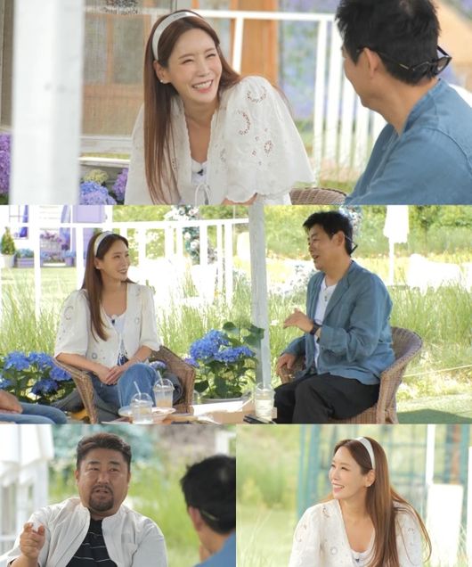 The amazing relationship between Kim Jung-Eun, the Couple of All, and MC Sung Dong-il, who were guested in the national resting guide Im Good This Week co-produced by ENA Channel and TVN STORY, will be revealed.In Good Week to be broadcast on the 27th, MC Sung Dong-il X Ko Chang-Seok will visit the Korean alcoholic drinks of Gangwon Province, South Korea Saskatchewan with the new guest Kim Jung-Eun.Kim Jung-Eun, who met Sung Dong-il after a long time, said, I came because of you. You have done it with me twice before.Sung Dong-il confessed that he had a love affair with Kim Jung-Eun, saying, I hit with red socks and then I played a sitcom as a professor at the university, and Jung Eun was a professor who had a crush on me there.At that time, Sung Dong-il got off the setup that he had been issued overseas from sitcom to Africa for image transformation and separated from Kim Jung-Eun.But Sung Dong-il said, I met Kim Jung-Euns little father again in the drama Couple of Paris later. I jumped too much from Couple to my little father.I wanted to do that, baby, he said to Kim Jung-Eun, baby, lets go to the brewery.However, Ko Chang-seok politely replied Yes-little father instead of Kim Jung-Eun, and laughed.On the other hand, Guest Kim Jung-Eun was ahead of her by Another Kim Jung-Eun as well as a love story with her husband who is working in Hong Kong (?)I talked to Sung Dong-il X Ko Chang-seok and shared a deep talk and robbed my eyes.The Gangwon Province, South Korea Saskatchewan Korean alcoholic drinks tour will be unveiled at 9:30 pm on the 27th at the ENA channel and the national resting guide Good Year broadcast on tvN STORY.Ill ask you this week.