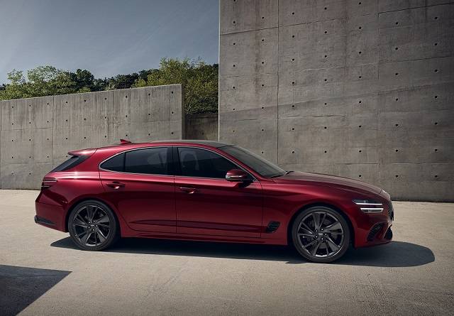 제네시스는 기본 모델 대비 한층 역동적인 주행 감성을 느낄 수 있는 G70 슈팅 브레이크 스포츠 모델도 운영한다. /제네시스 제공