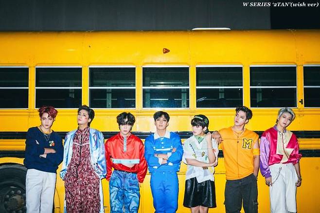 신곡 ‘라우더’(Louder)로 컴백한 그룹 탄. 생각엔터테인먼트