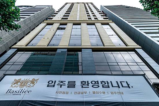 서울 강남구 대치동의 한 신축 오피스텔. (윤관식 기자)